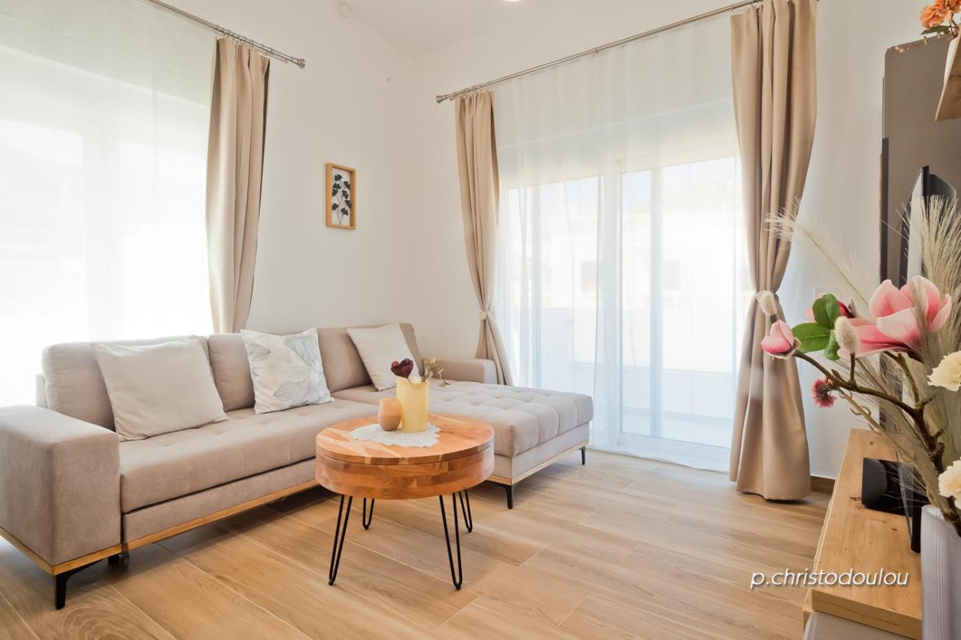 Giannis Apartments Diafani Exterior photo